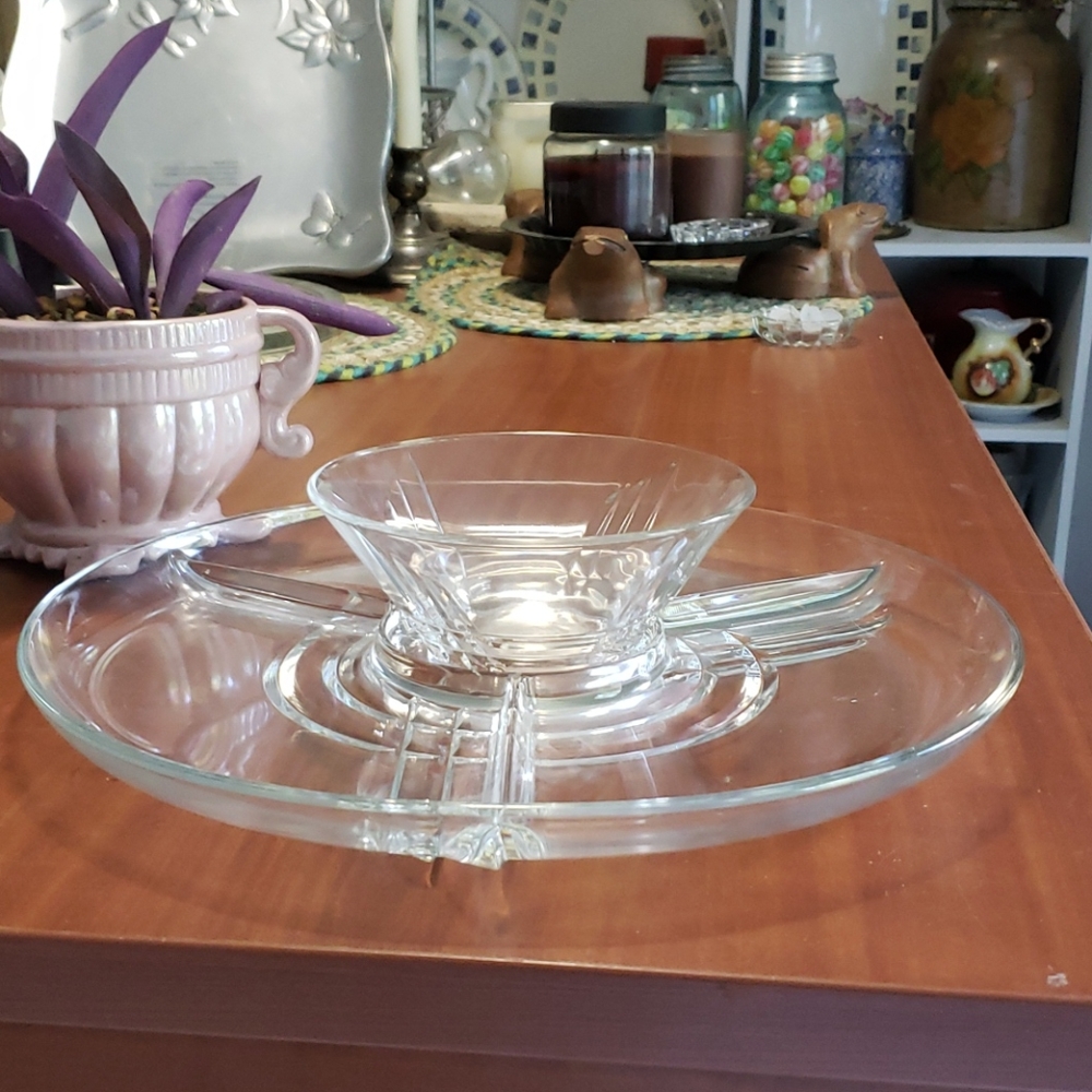 Vintage Luminarc serving tray and bowl